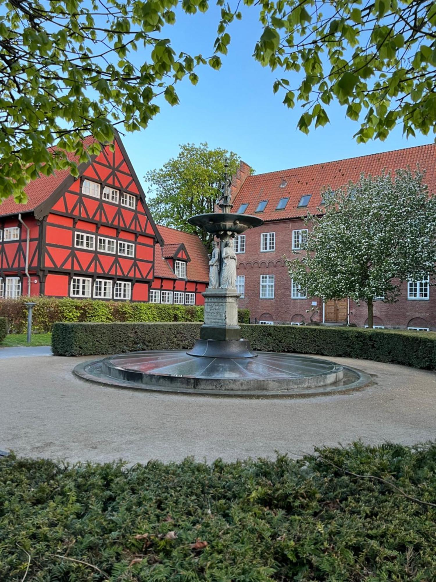 Mortens Kro Boutique Hotel Aalborg Buitenkant foto